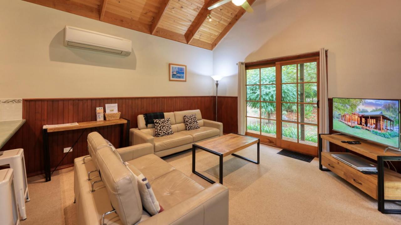 Beechworth Cedar Cottages Ngoại thất bức ảnh