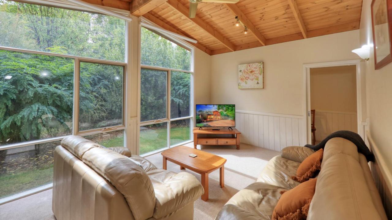 Beechworth Cedar Cottages Ngoại thất bức ảnh